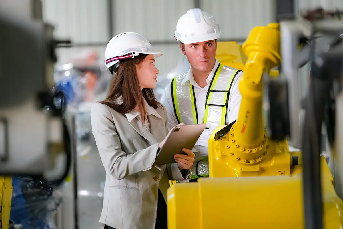 Estudiantes de la Licenciatura en Ingeniero Industrial y Sistemas de Producción en línea