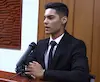 Foto real de estudiante de Derecho