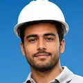 Foto real de estudiante de Ingeniería Petrolera